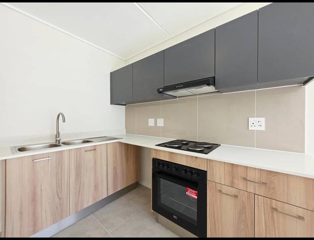 1 BEDROOM PROPERTY TO RENT IN GREENBAY ECO ESTATE
